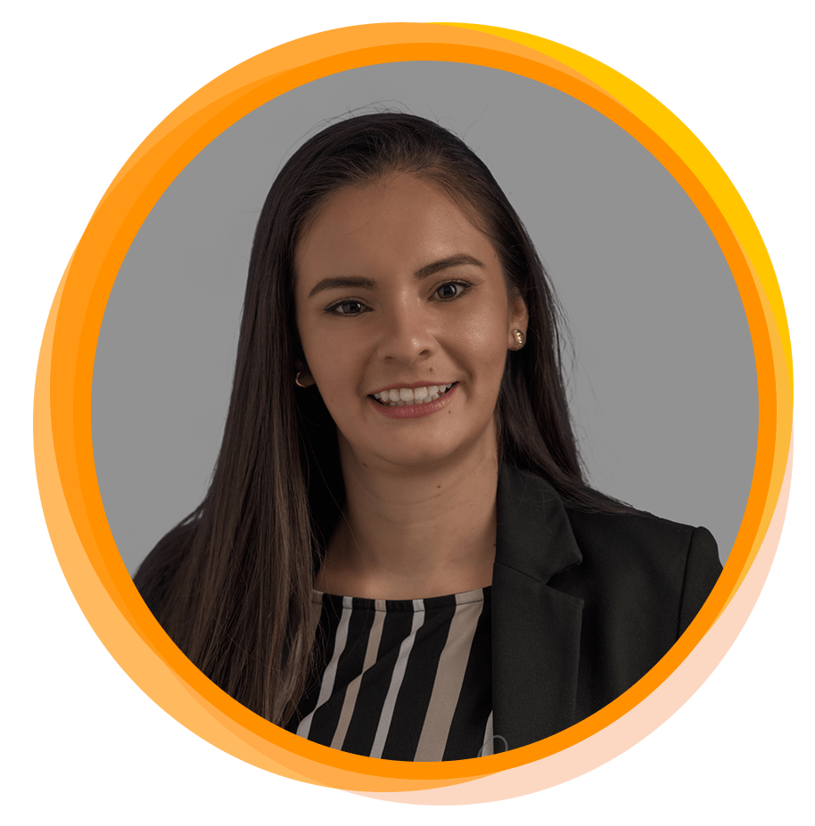 Amalia Ruvalcaba headshot in a circle